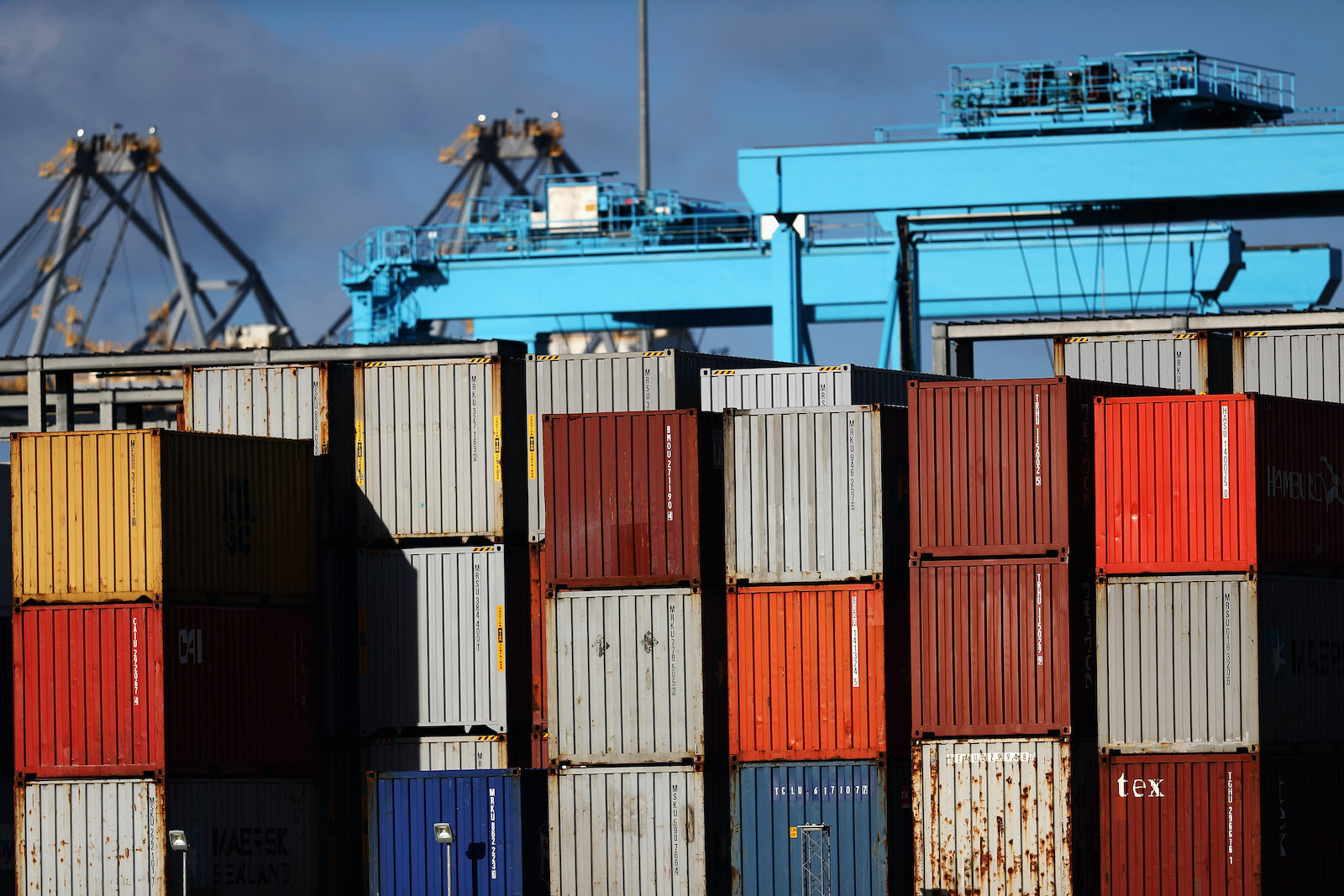 Rotterdam-port-shipping-containers-trade-supply-chains-Getty-header.jpg